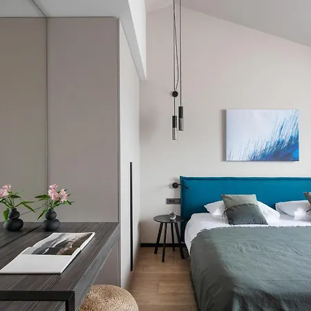 5 Bedroom Lovely In