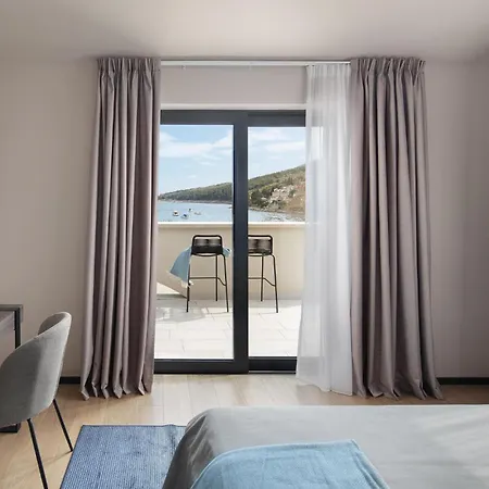 Holiday home 5 Bedroom Lovely In