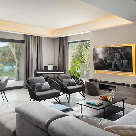 بيت للعطل 5 Bedroom Lovely In