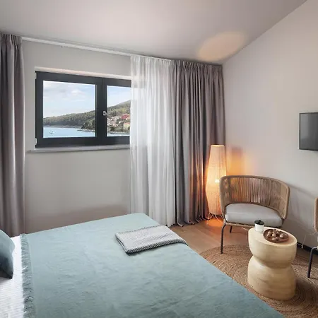 Holiday home 5 Bedroom Lovely In *